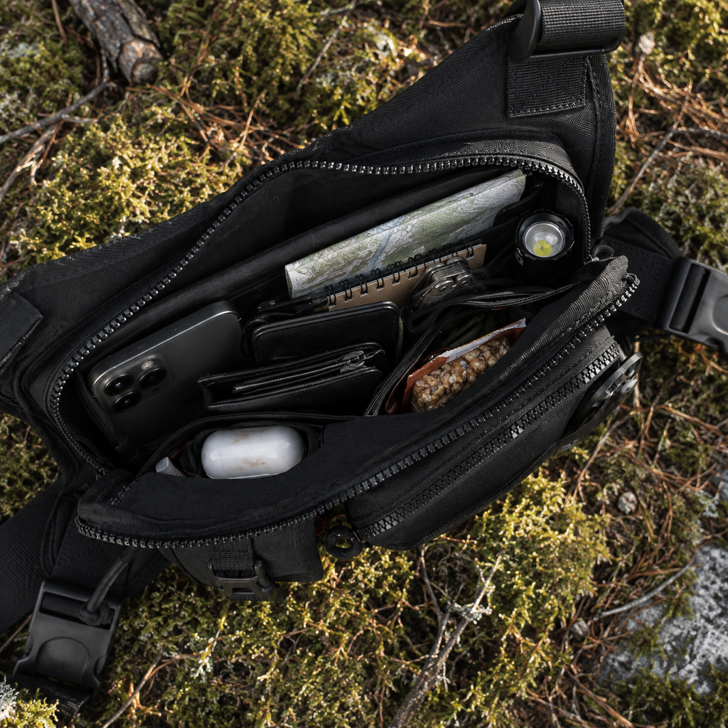 The Arctic Chest Pack